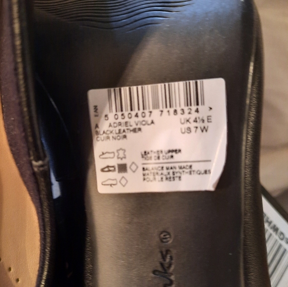 Women's Pumps - Picture 5 of 7